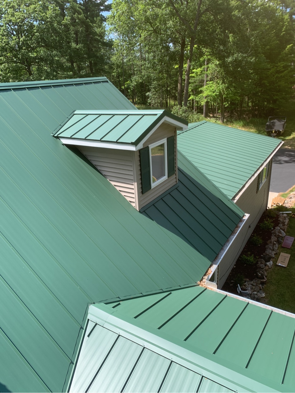 Professional Siding Services: completed Okler Roofing exterior project in the Upper Peninsula, photo 8