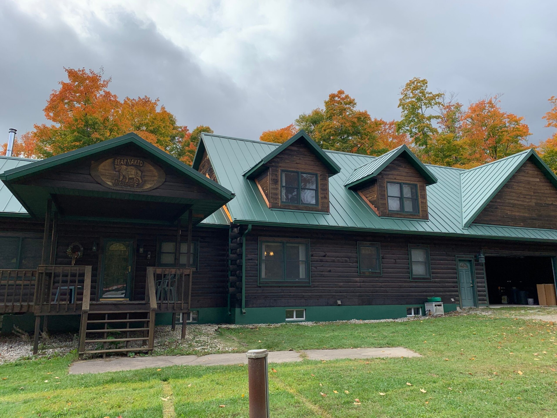 Professional Siding Services: completed Okler Roofing exterior project in the Upper Peninsula, photo 3